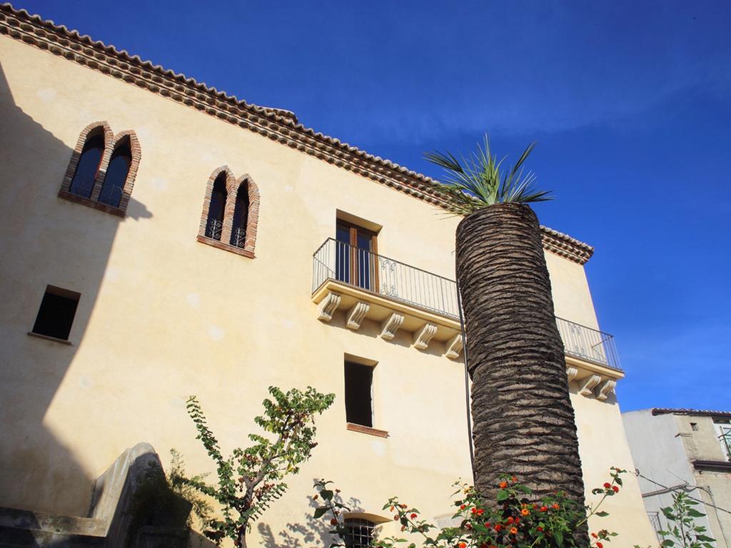 Palazzo Madeo - Residenza D'Epoca Bed and Breakfast Crosia Εξωτερικό φωτογραφία