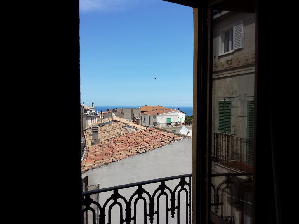 Palazzo Madeo - Residenza D'Epoca Bed and Breakfast Crosia Εξωτερικό φωτογραφία