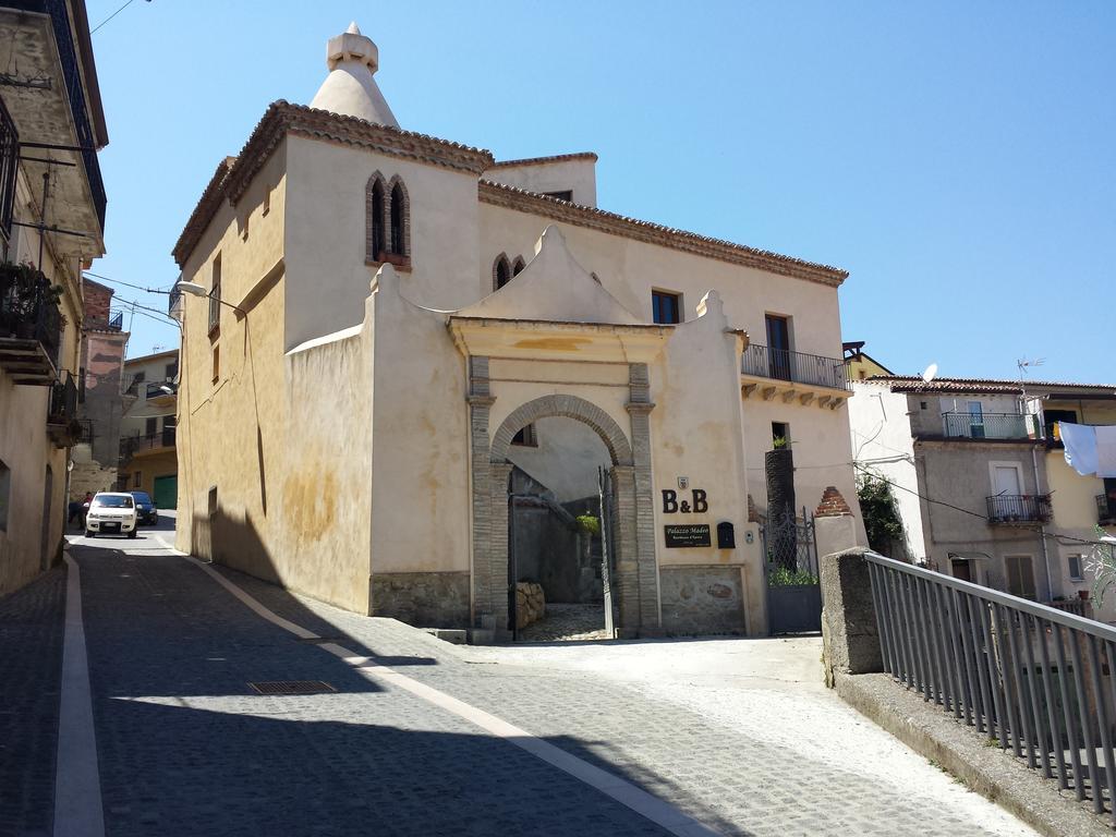 Palazzo Madeo - Residenza D'Epoca Bed and Breakfast Crosia Εξωτερικό φωτογραφία