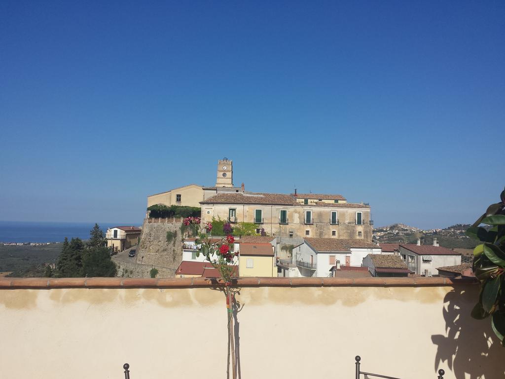 Palazzo Madeo - Residenza D'Epoca Bed and Breakfast Crosia Εξωτερικό φωτογραφία